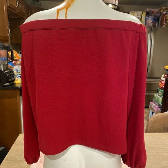 Burgundy blouse  - Picture 4 of 4